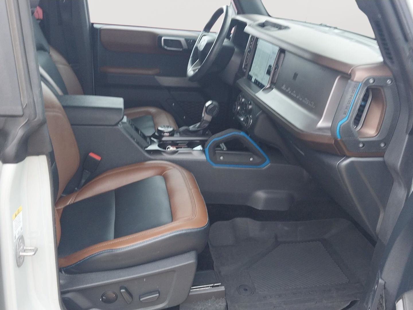 Used 2023 Ford Bronco Outer Banks image 31