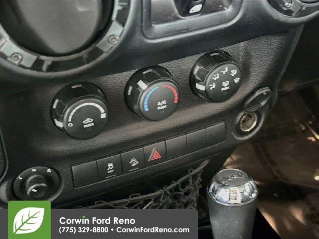 Used 2016 Jeep Wrangler Unlimited Sport w/ Quick Order Package 24S AWD/4WD image 18