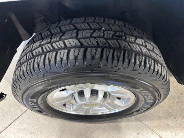 Used 2008 Chevrolet Silverado 2500 LTZ w/ Safety Package image 9