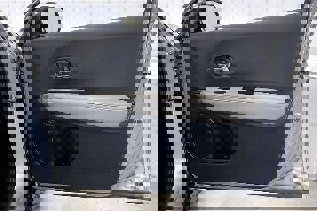 Used 2019 Honda HR-V LX image 21