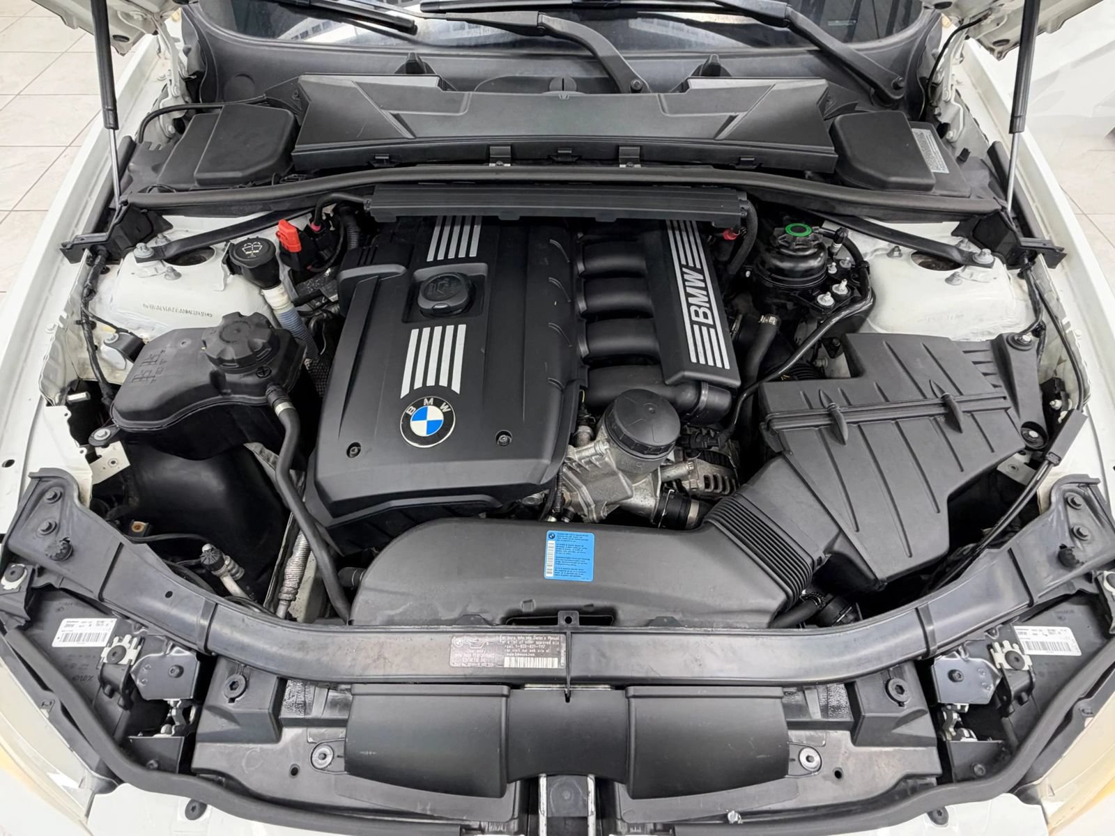 Used 2010 BMW 328i Sedan RWD image 35