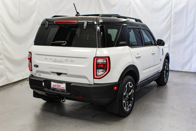 Certified 2021 Ford Bronco Sport Outer Banks w/ Outer Banks Package AWD/4WD image 7