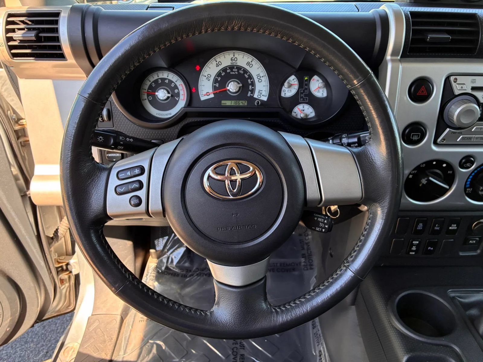 Used 2007 Toyota FJ Cruiser 4WD w/ Upgrade Pkg 2 image 21