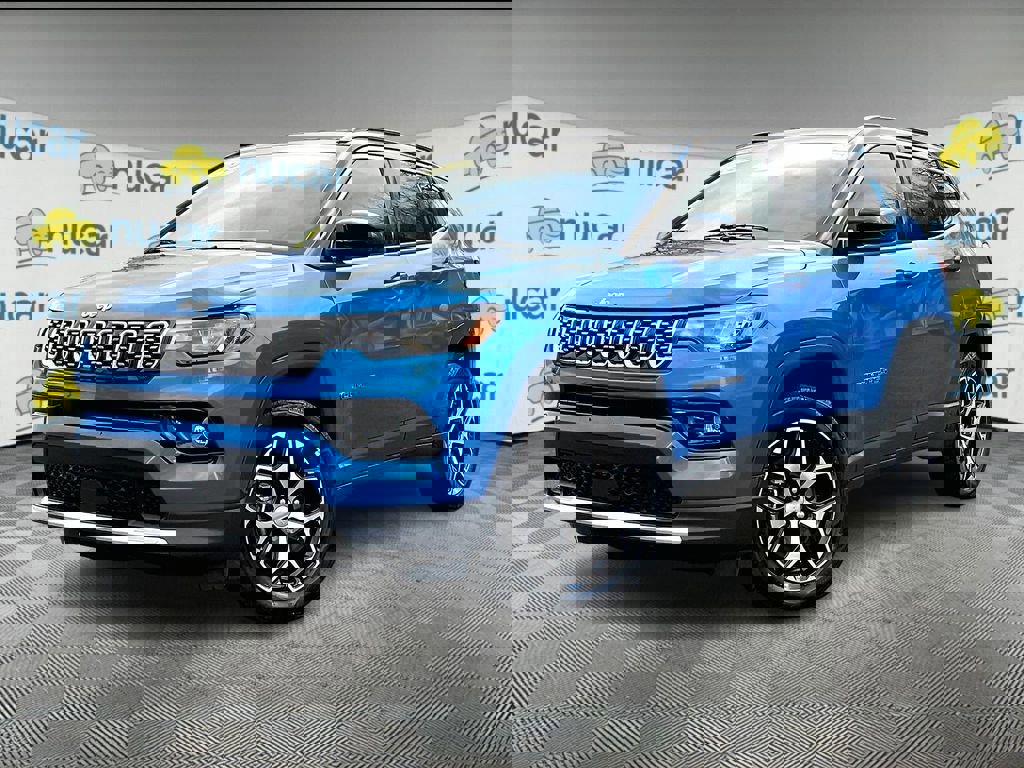 Used 2024 Jeep Compass Limited image 3