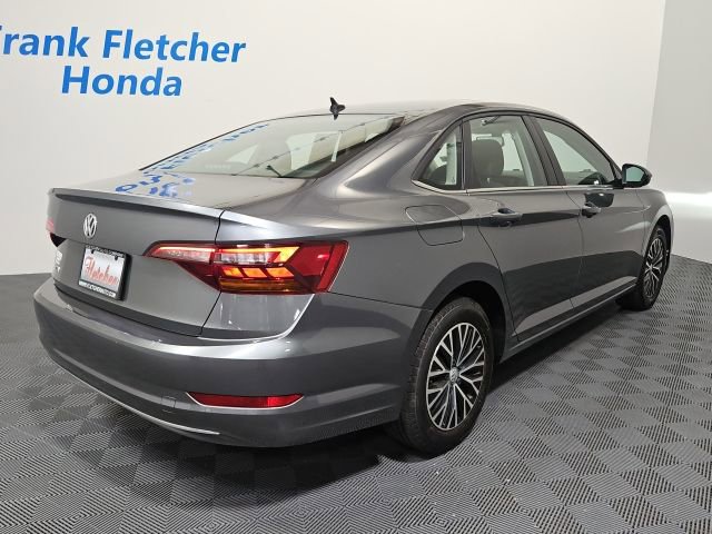 Used 2019 Volkswagen Jetta image 5