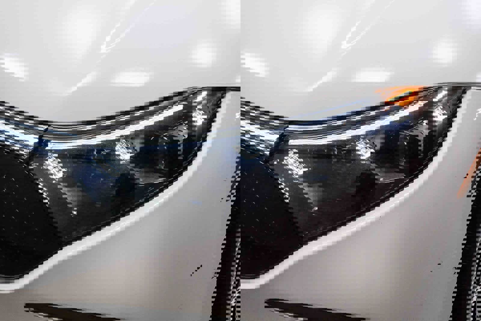 Certified 2022 Mercedes-Benz EQS 580 4MATIC Sedan image 11