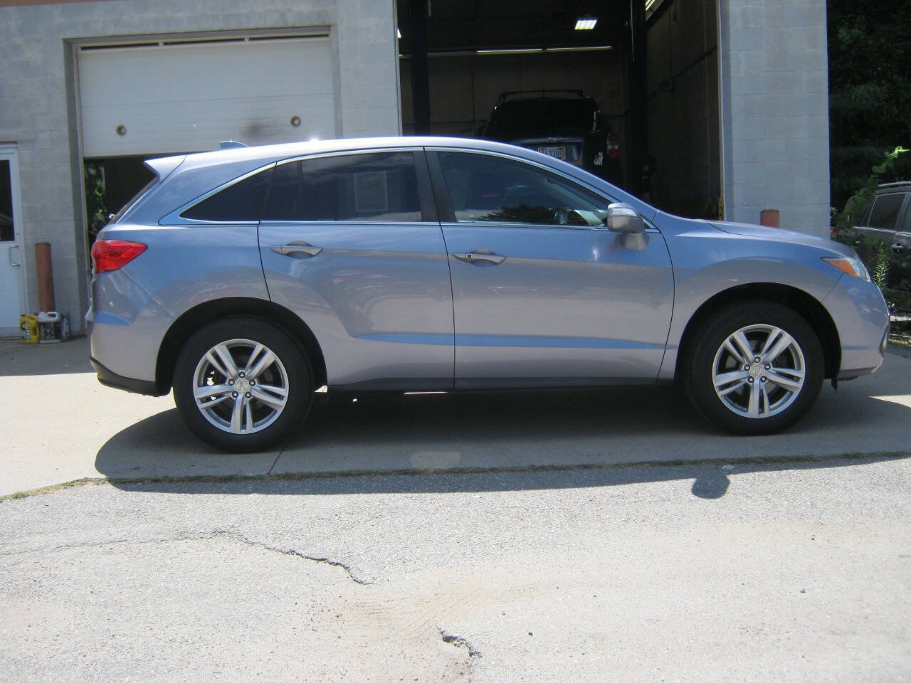 Used 2015 Acura RDX w/ Technology Package AWD/4WD image 4