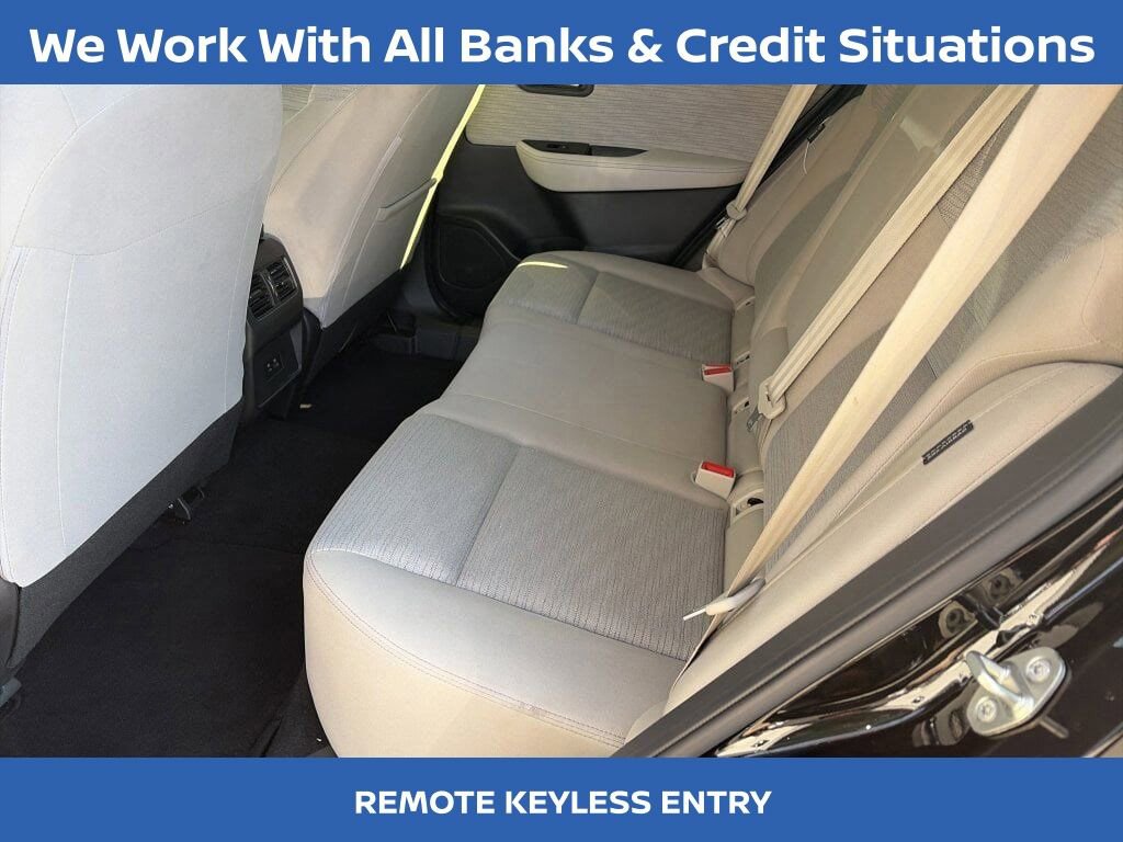 Certified 2023 Nissan Rogue SV image 26