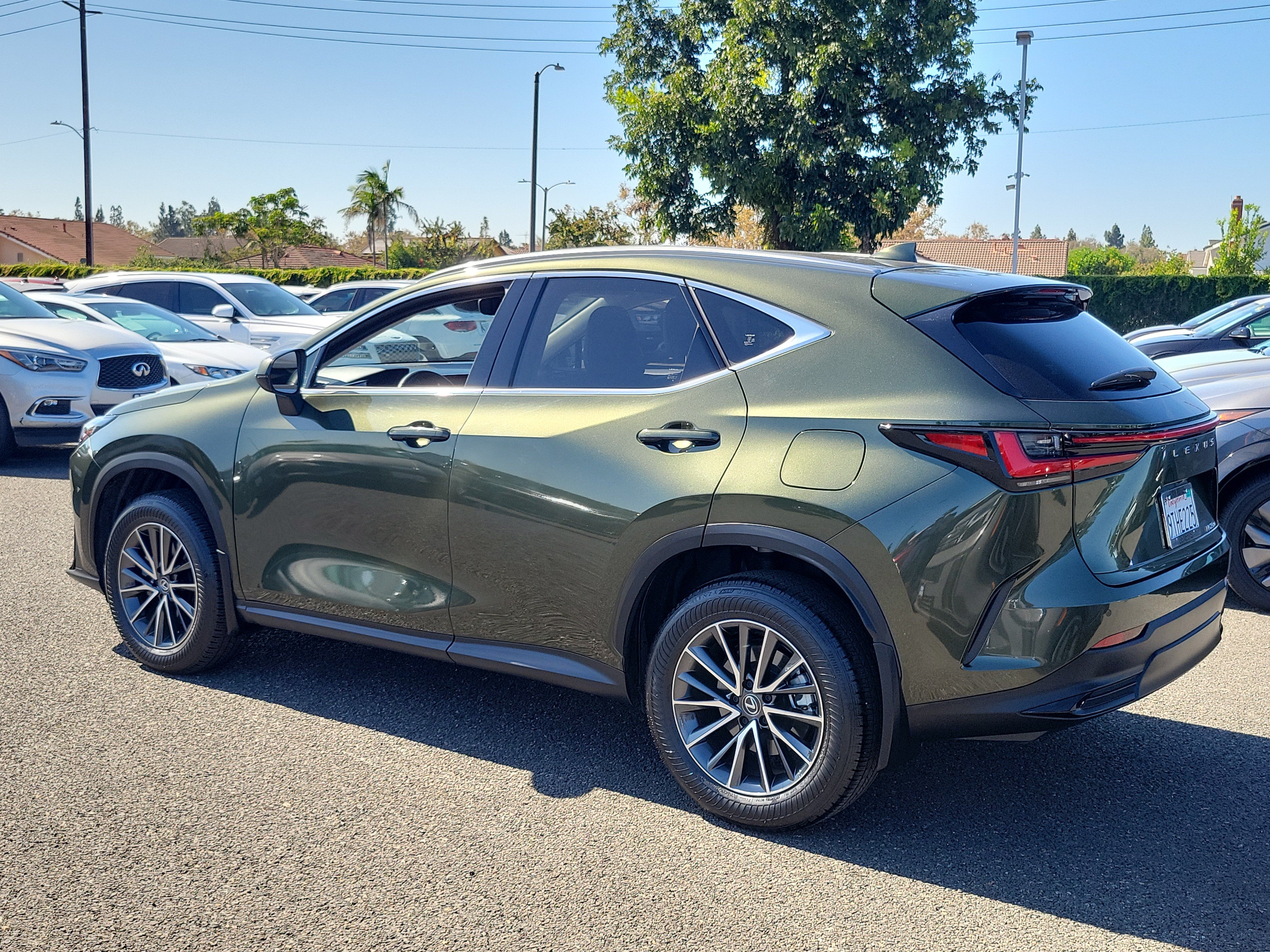 Used 2025 Lexus NX 250 FWD w/ Accessory Package (K3) image 29