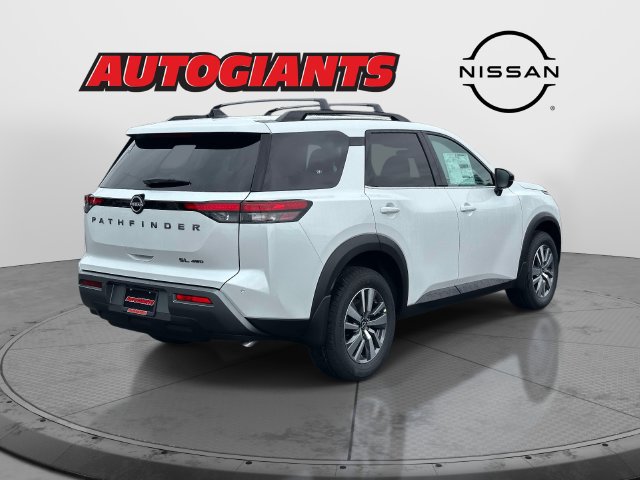 New 2026 Nissan Pathfinder SL AWD/4WD image 2