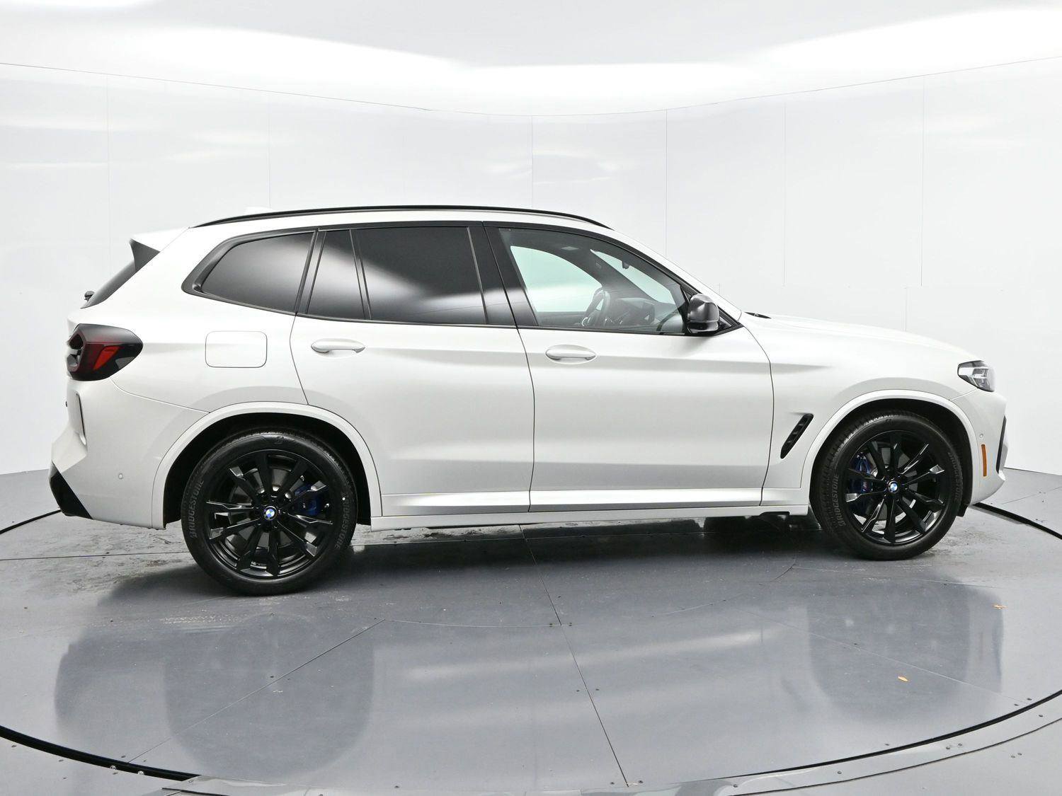 Used 2024 BMW X3 M40i w/ Premium Package image 8