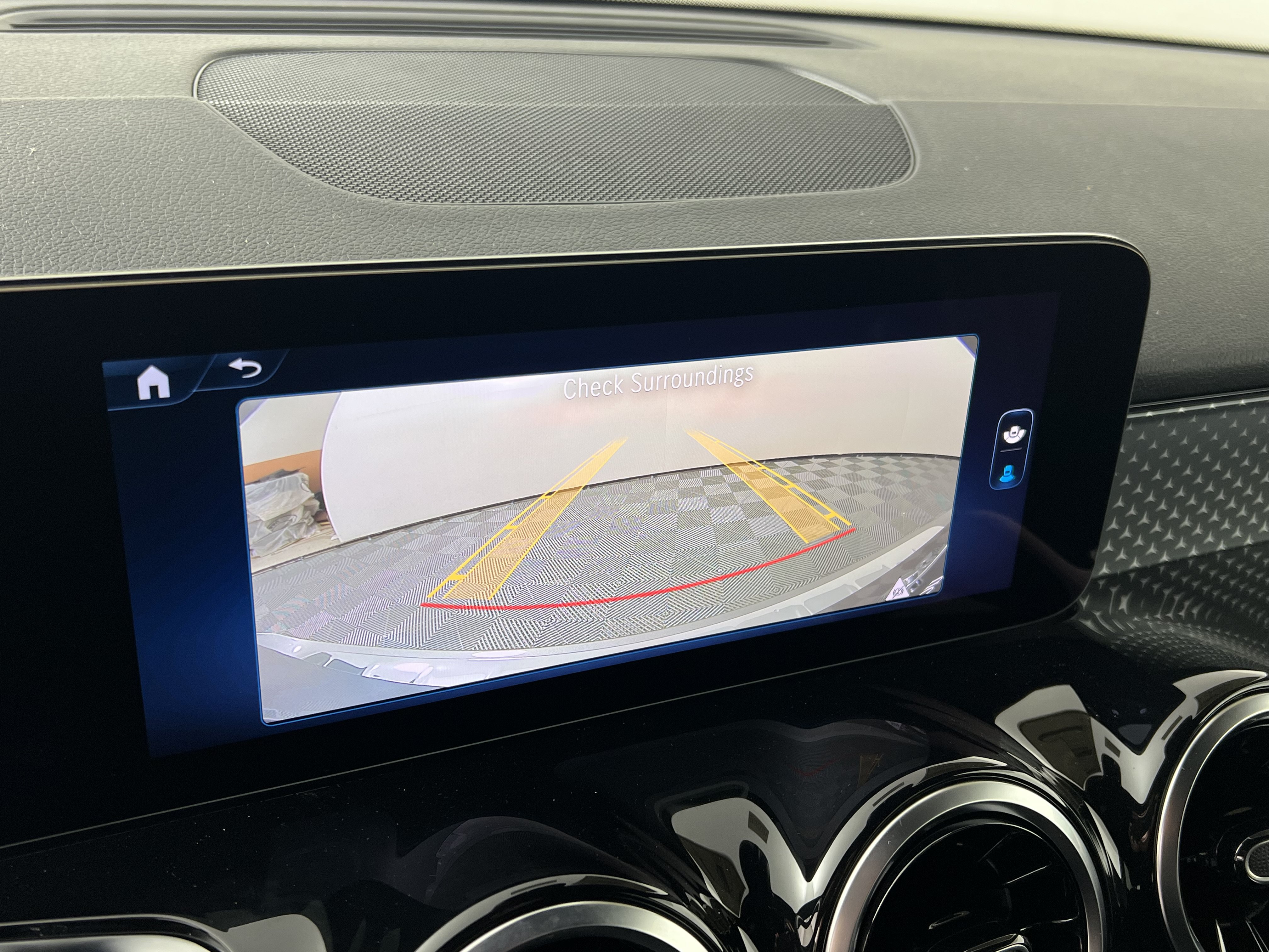 Used 2026 Mercedes-Benz GLB 250 4MATIC image 31