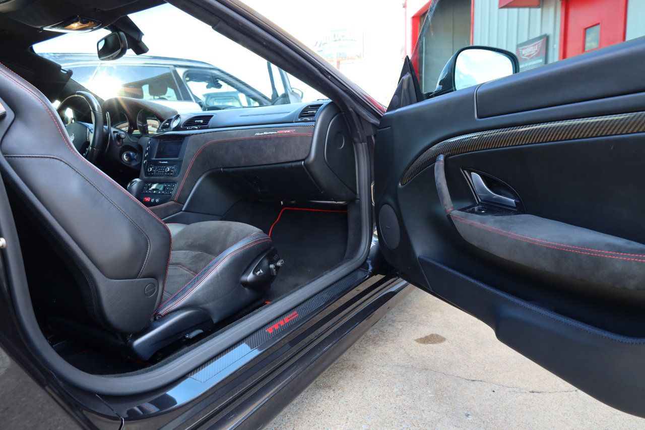 Used 2014 Maserati GranTurismo MC image 29