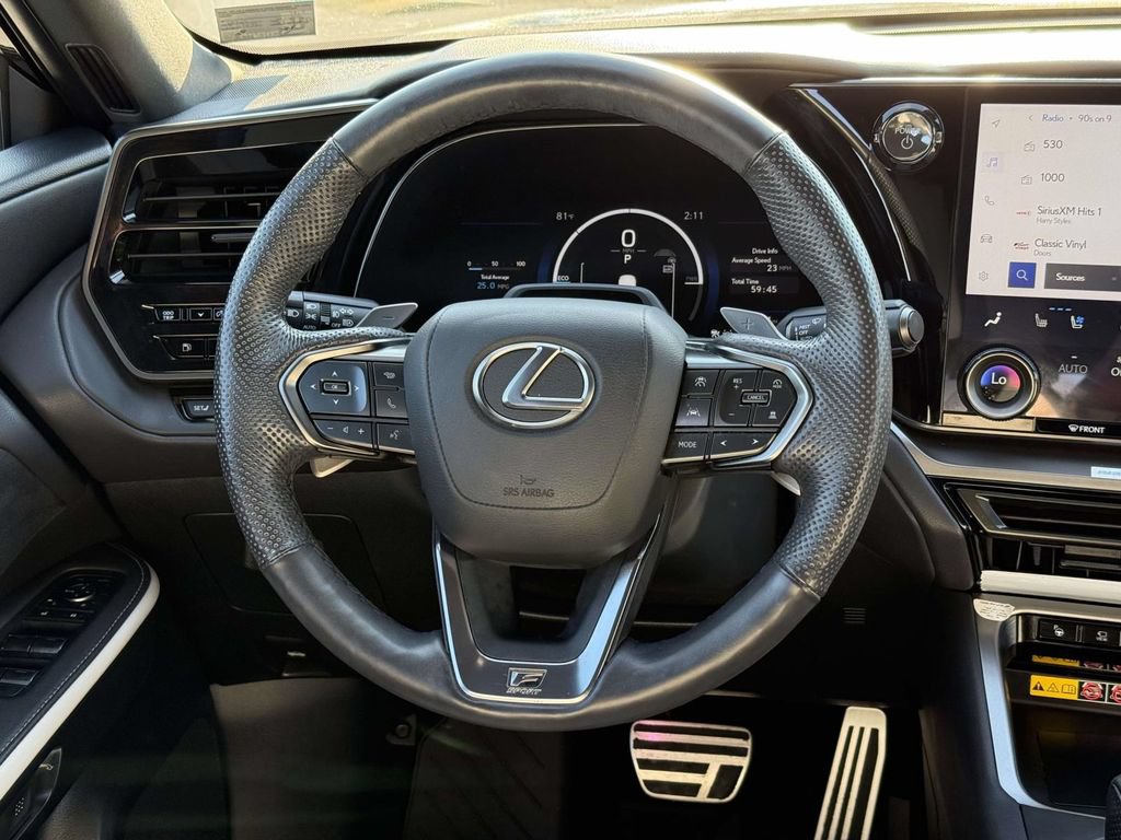 Used 2025 Lexus TX 500h AWD image 9