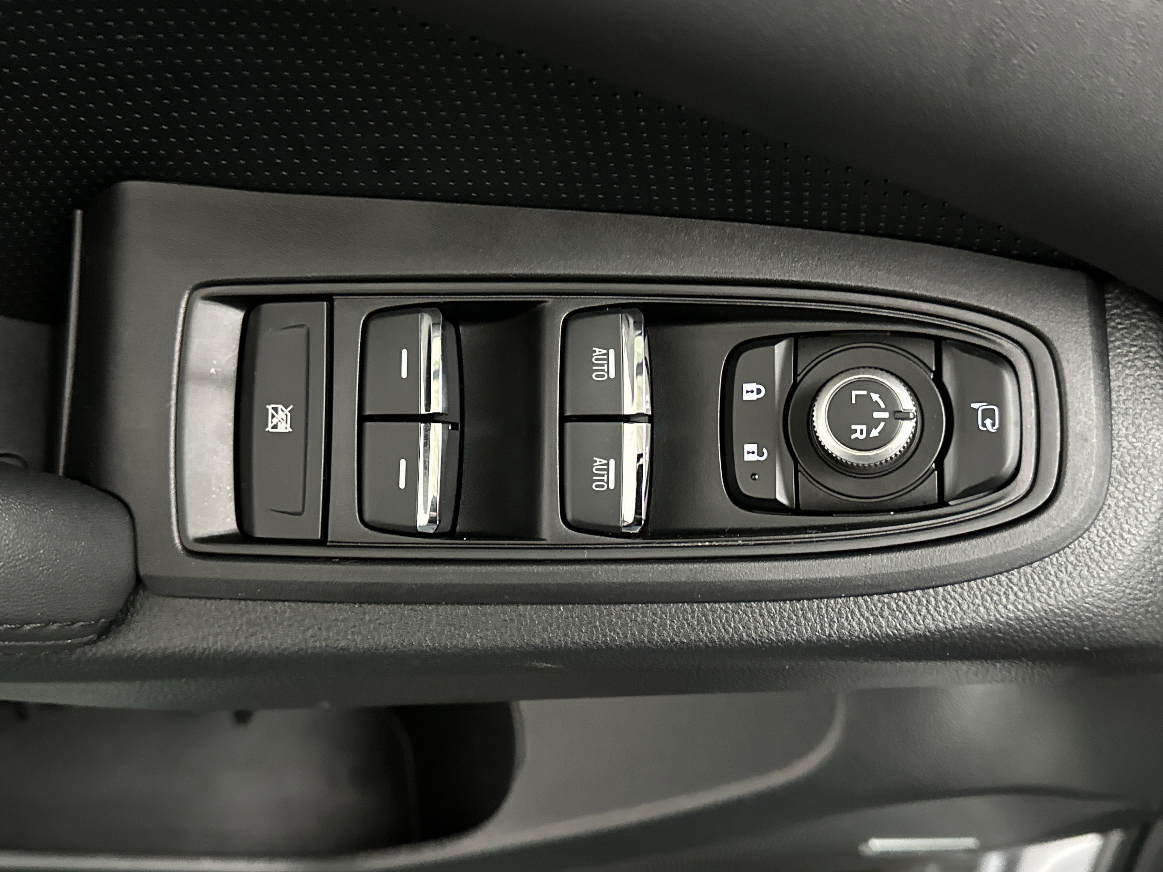 Used 2025 Subaru Ascent Bronze Edition w/ Popular Package #2 image 24