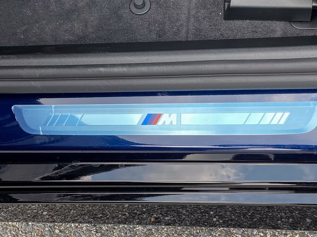 New 2027 BMW 530i xDrive w/ M Sport Package AWD/4WD image 10