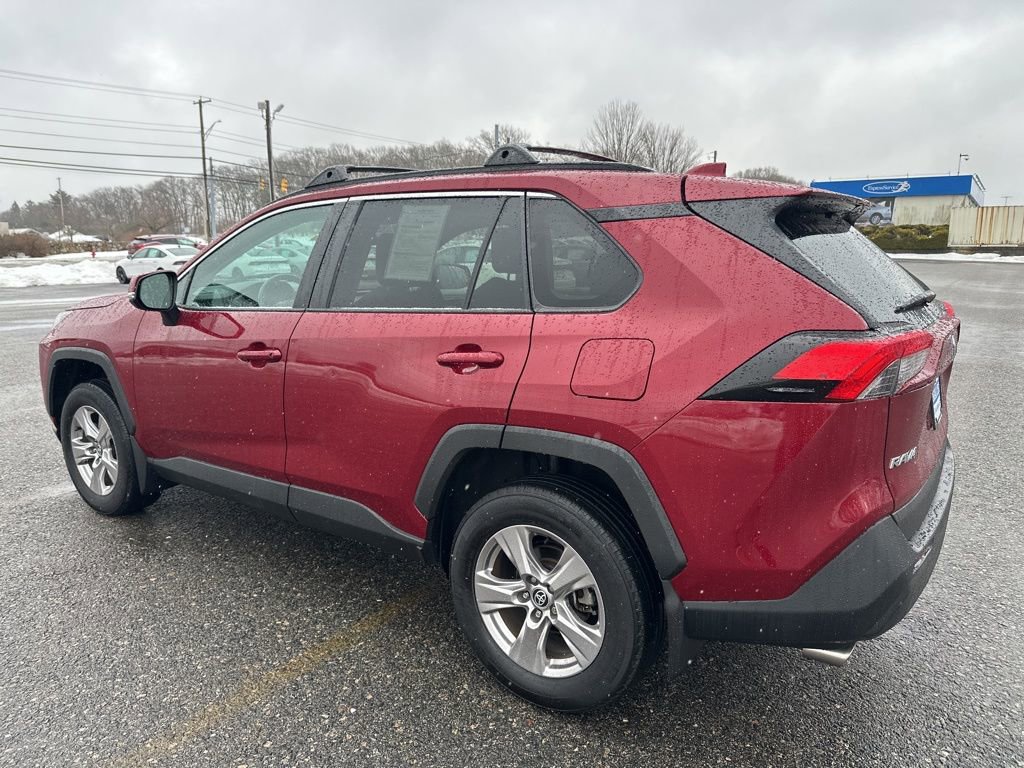 Used 2023 Toyota RAV4 XLE w/ Convenience Package image 4