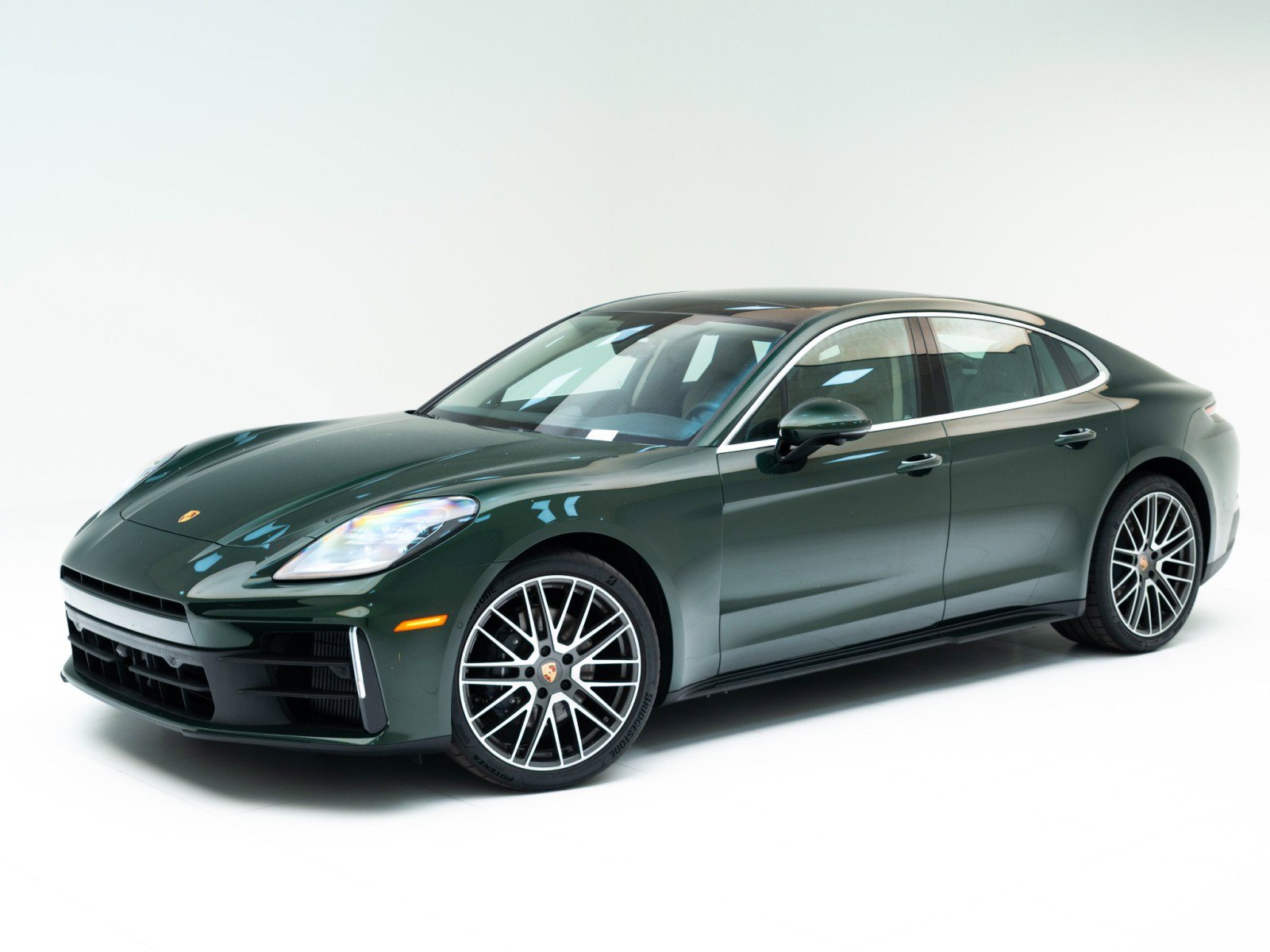 New 2026 Porsche Panamera 4