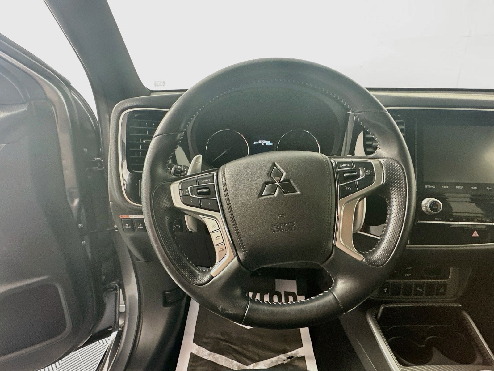 Used 2020 Mitsubishi Outlander SEL AWD/4WD image 11
