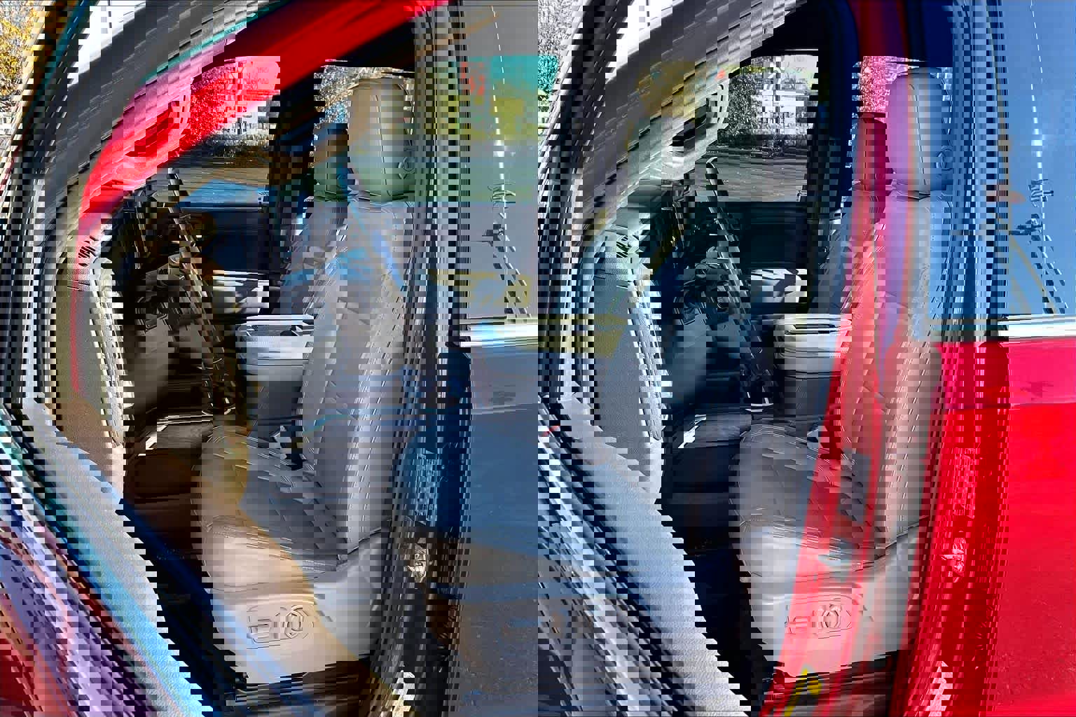 Used 2019 GMC Sierra 1500 SLT w/ SLT Premium Package image 7