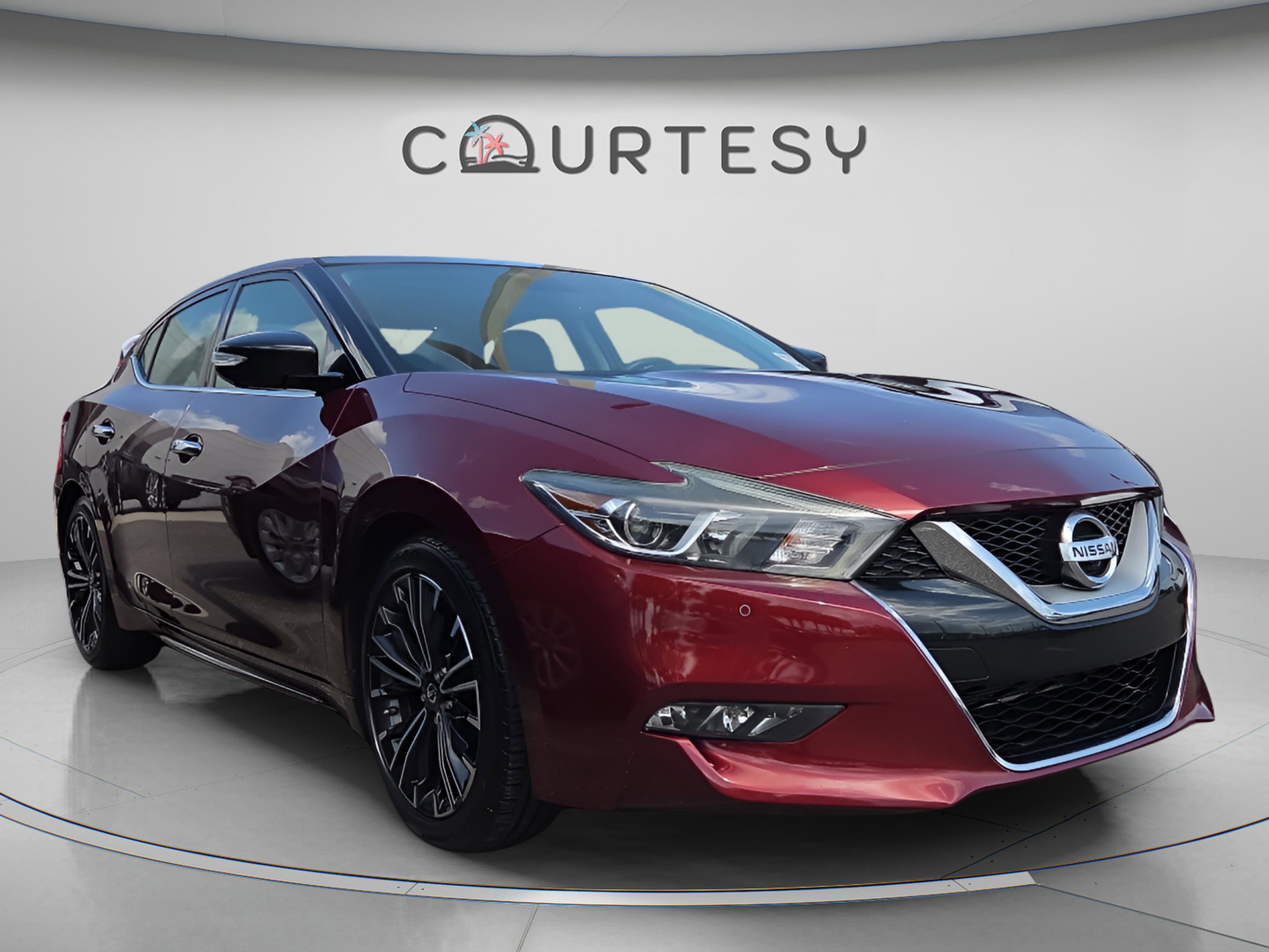 Used 2017 Nissan Maxima Platinum FWD image 4