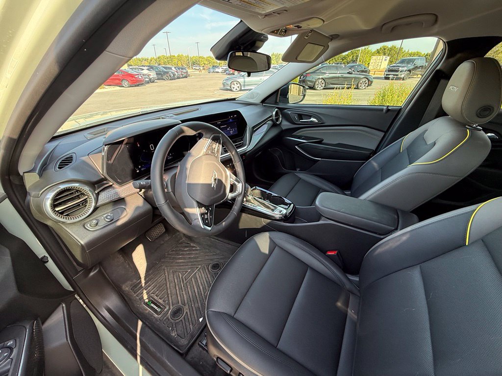 Used 2026 Chevrolet Trax ACTIV w/ Driver Confidence Package FWD image 7