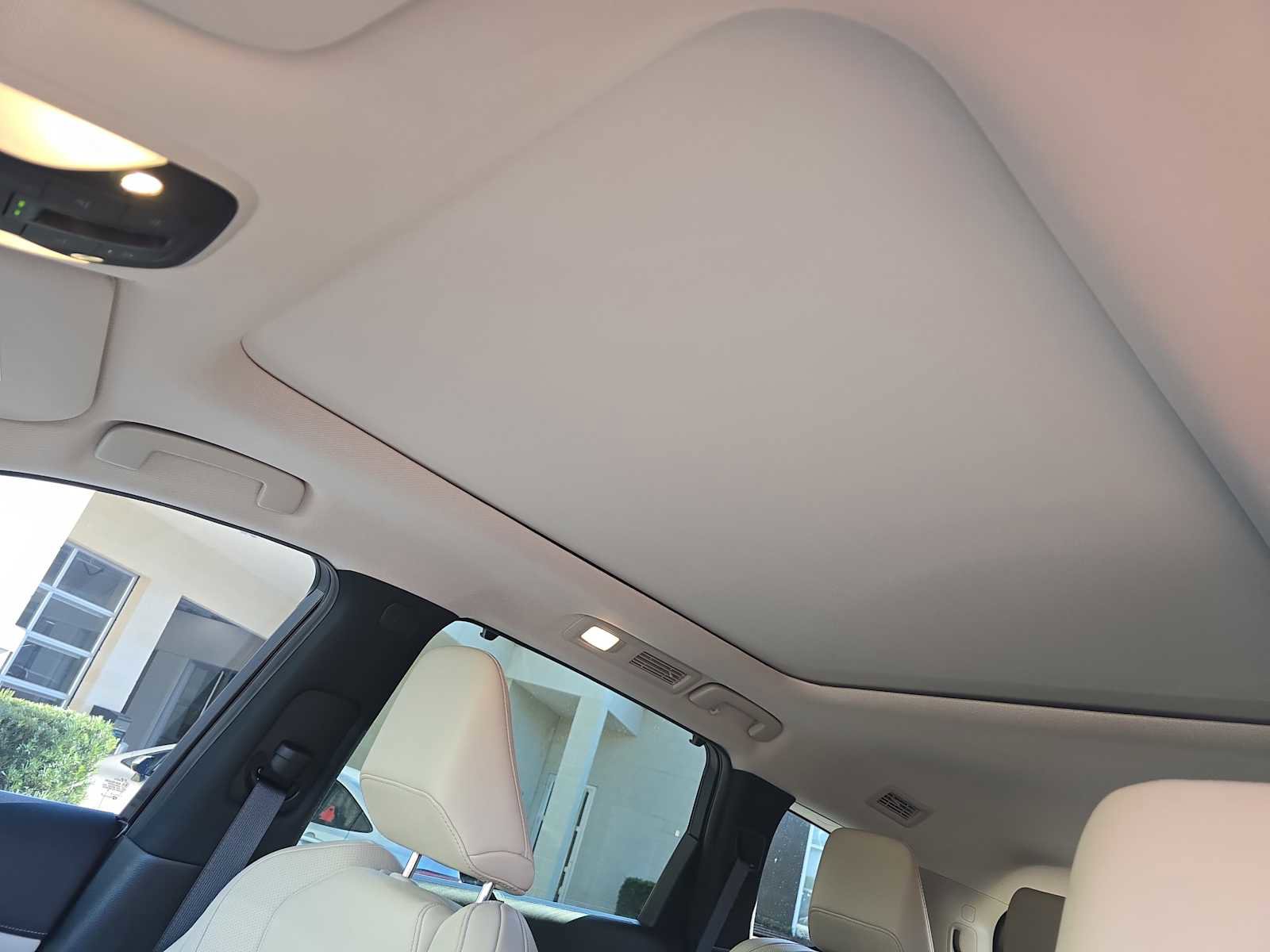 Used 2023 INFINITI QX60 Luxe FWD image 22