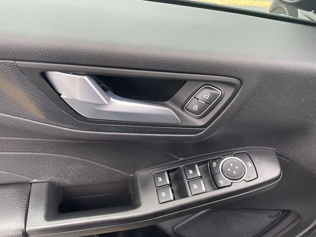 Used 2025 Ford Escape ST-Line FWD image 15