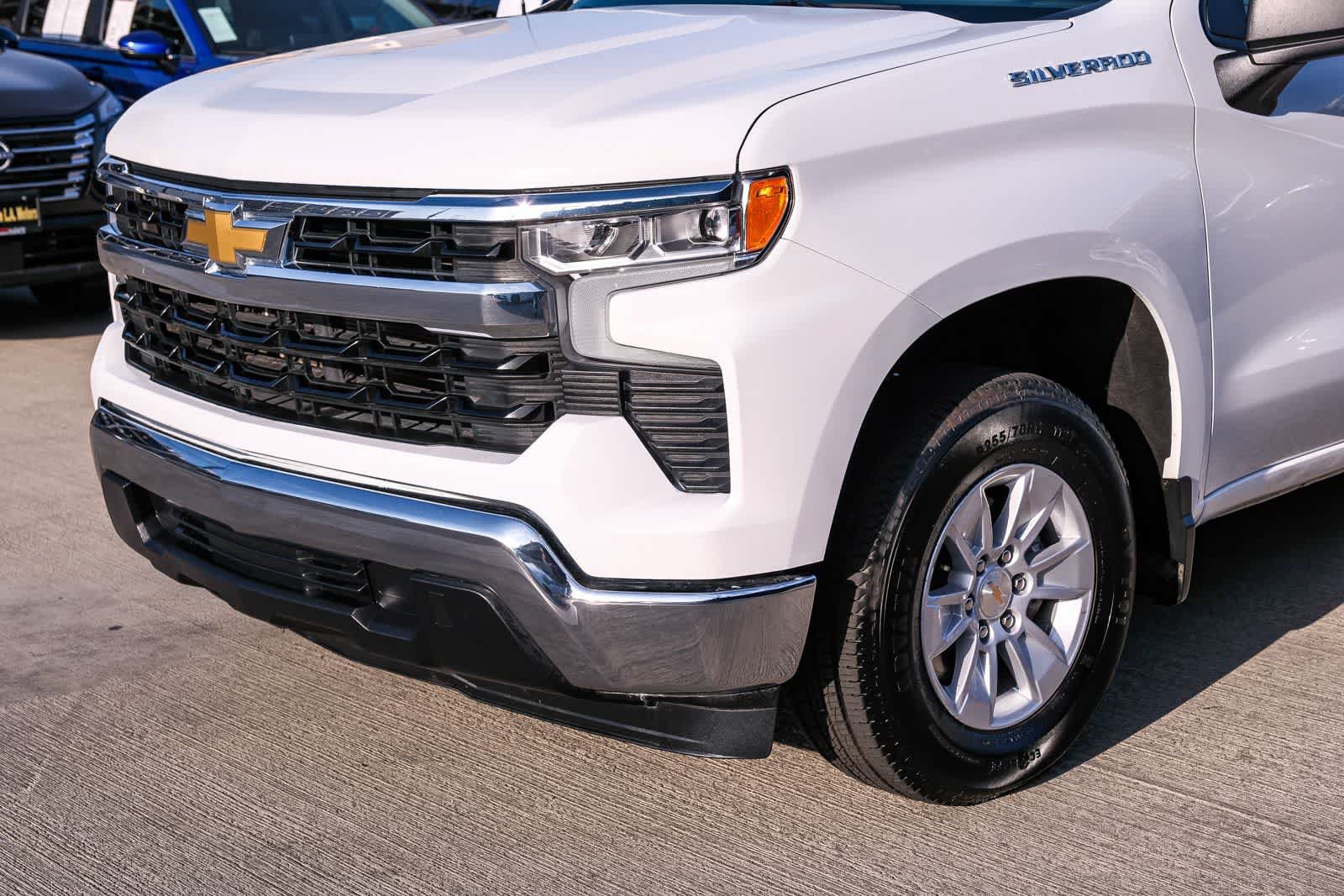 Used 2025 Chevrolet Silverado 1500 LT RWD image 11
