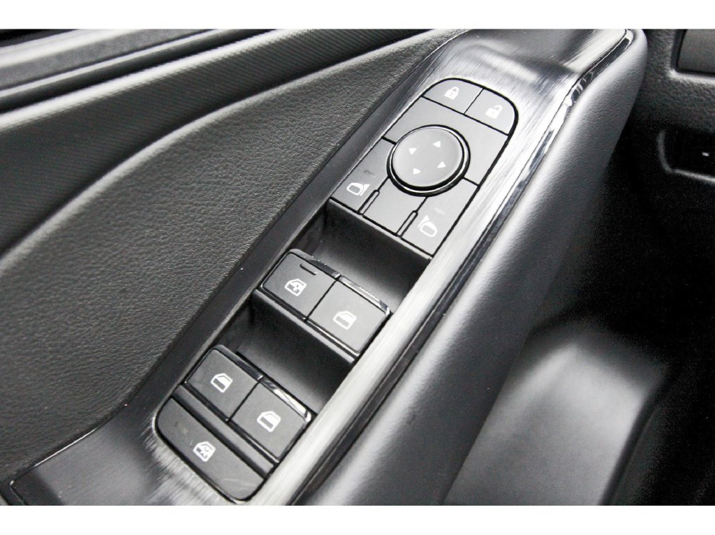 Certified 2025 Nissan Rogue S FWD image 19