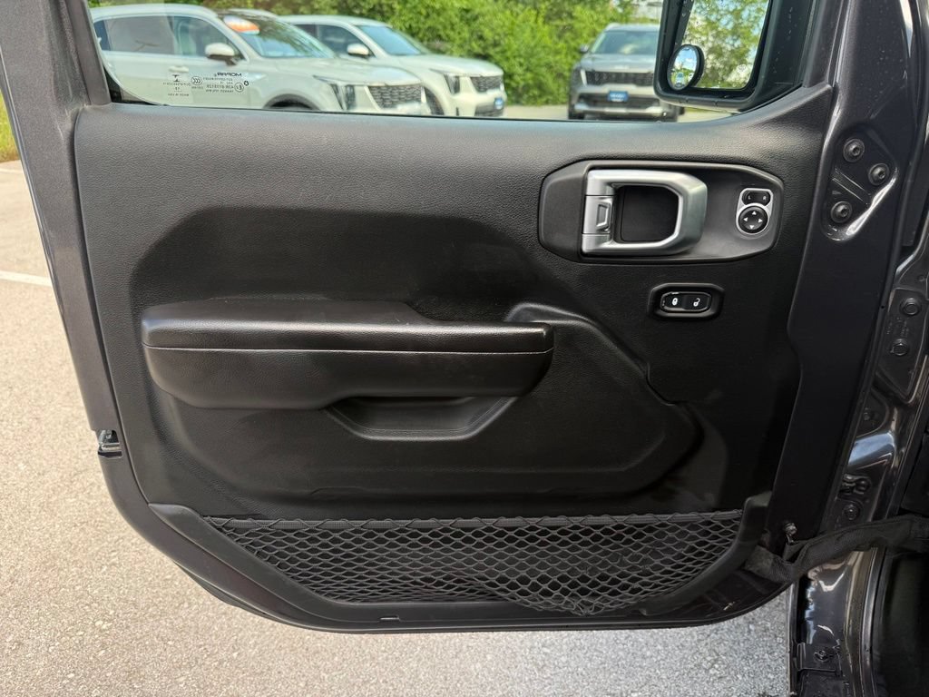 Used 2020 Jeep Wrangler Unlimited Sport AWD/4WD image 7