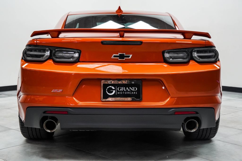 Used 2022 Chevrolet Camaro SS RWD image 9