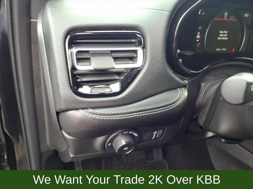 Used 2022 Dodge Durango SXT w/ Blacktop Package image 19