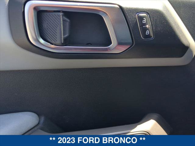 Used 2023 Ford Bronco Badlands AWD/4WD image 11