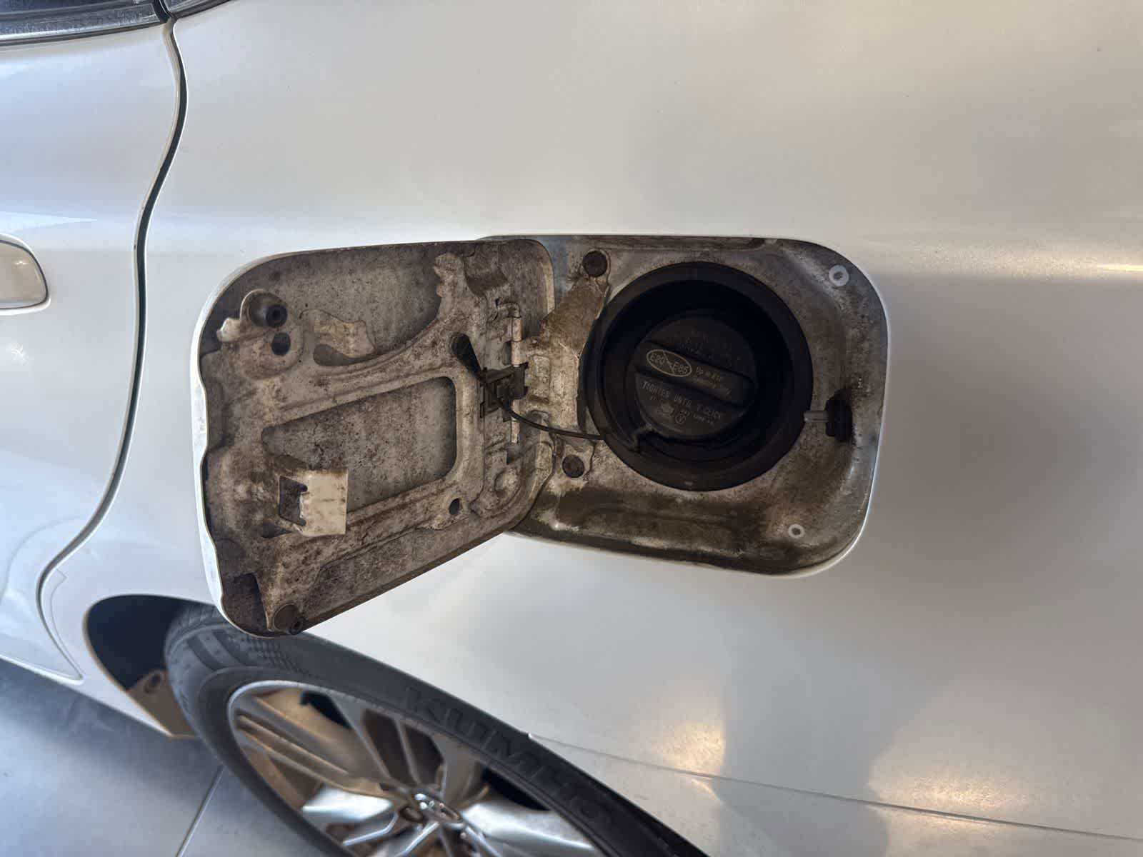 Used 2017 Toyota Camry SE FWD image 11