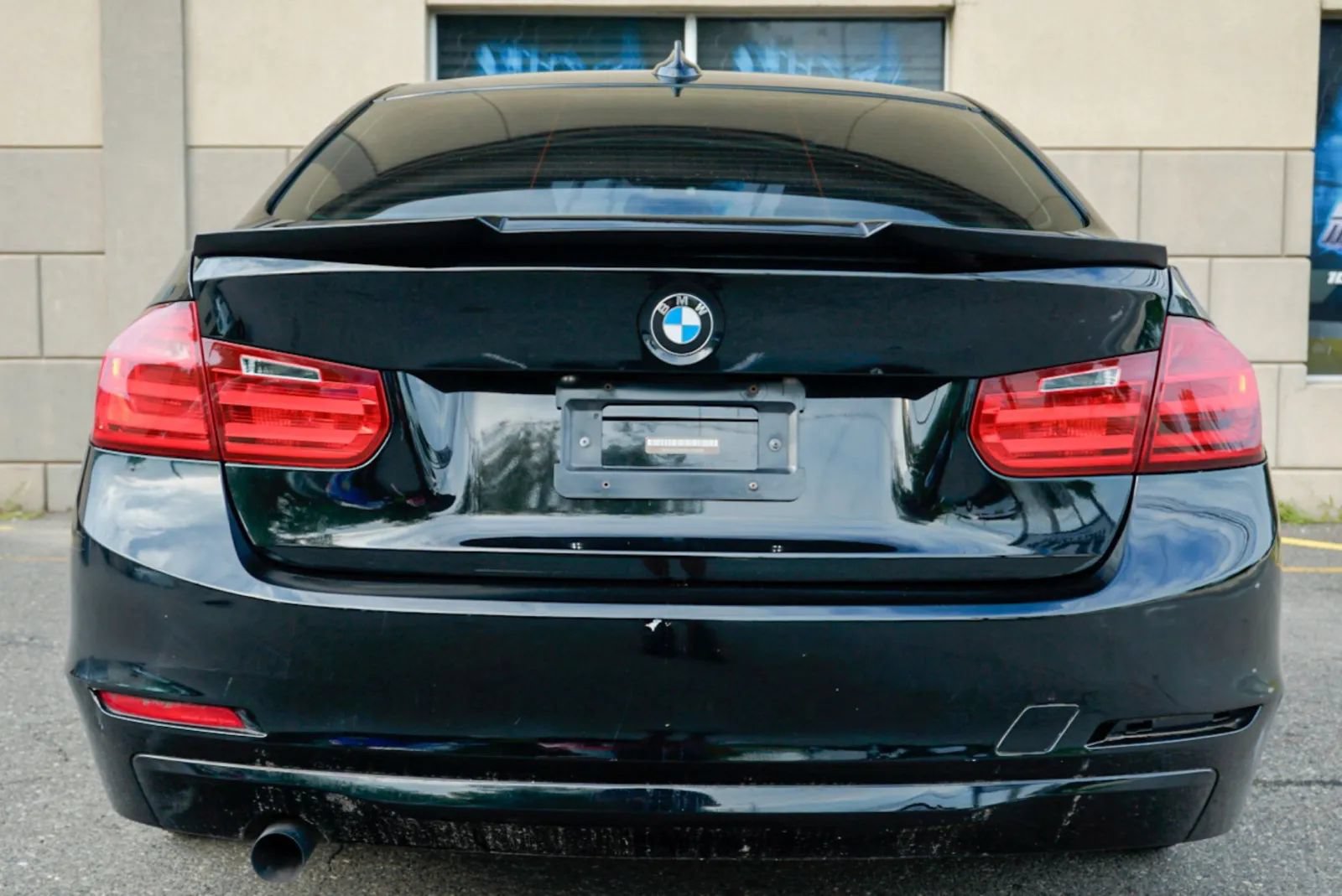 Used 2014 BMW 320i xDrive Sedan AWD/4WD image 6