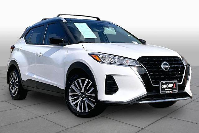 Certified 2024 Nissan Kicks SV w/ Interior Electronics Package FWD image 3