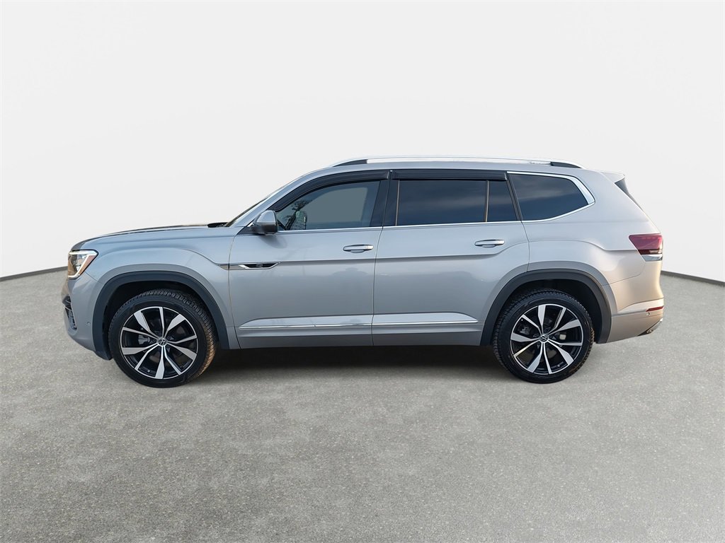 Certified 2024 Volkswagen Atlas SEL Premium R-Line image 8