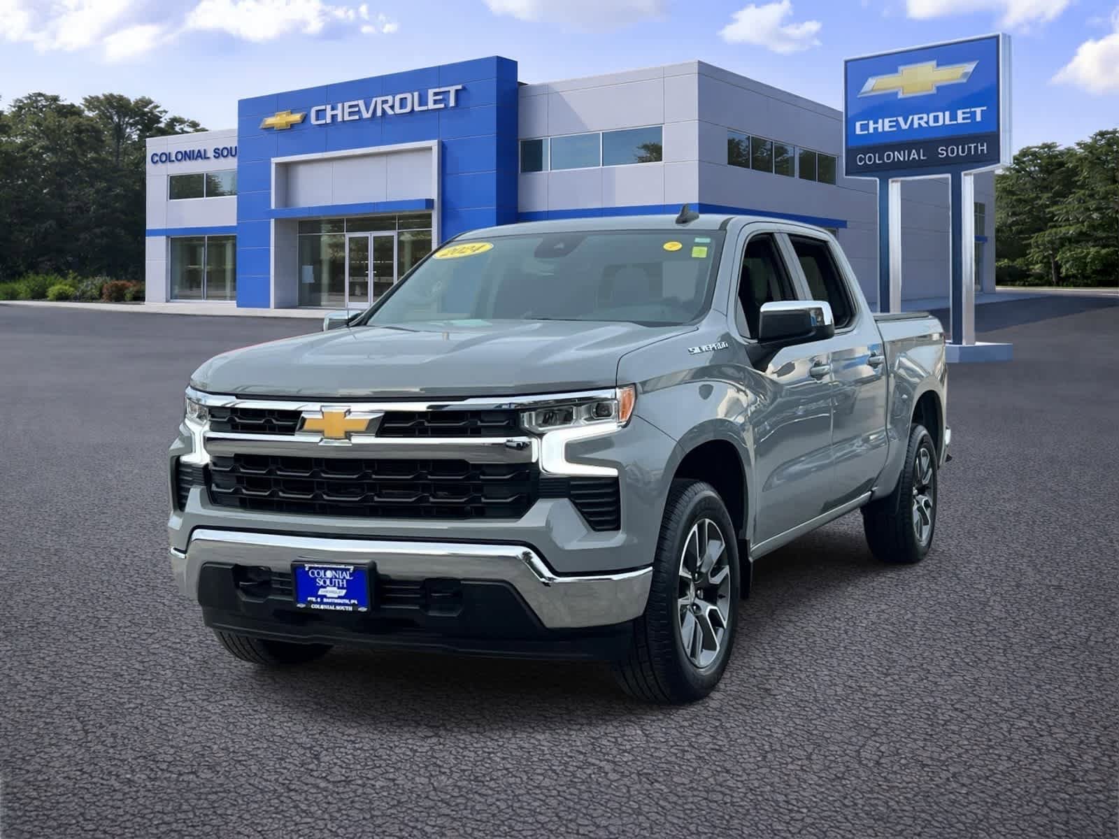 Certified 2024 Chevrolet Silverado 1500 LT AWD/4WD image 2