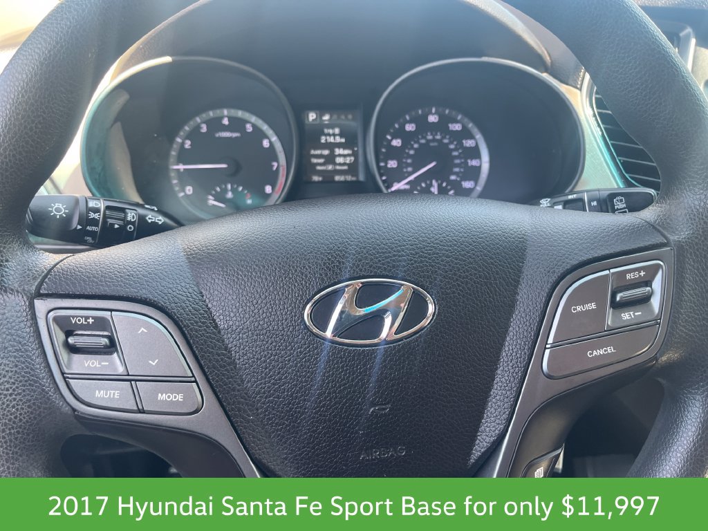 Used 2017 Hyundai Santa Fe Sport FWD image 18