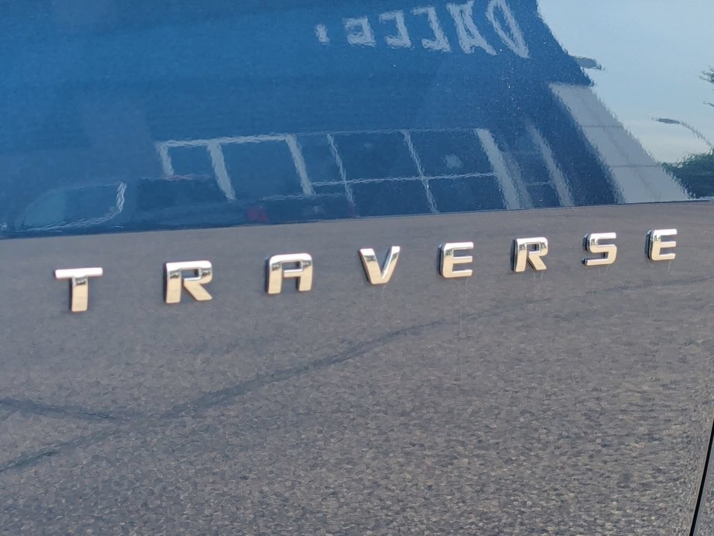 Used 2023 Chevrolet Traverse LT AWD/4WD image 41