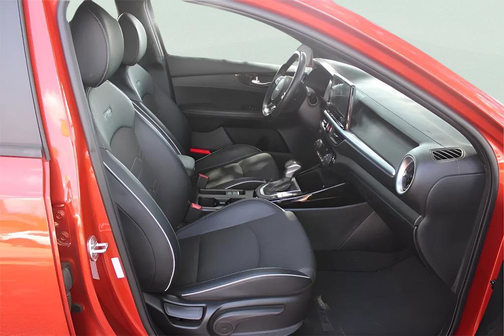 Used 2023 Kia Forte GT-Line w/ GT-Line Premium Package FWD image 19