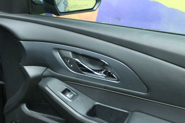 Used 2021 Chevrolet Traverse Premier w/ Redline Edition image 10