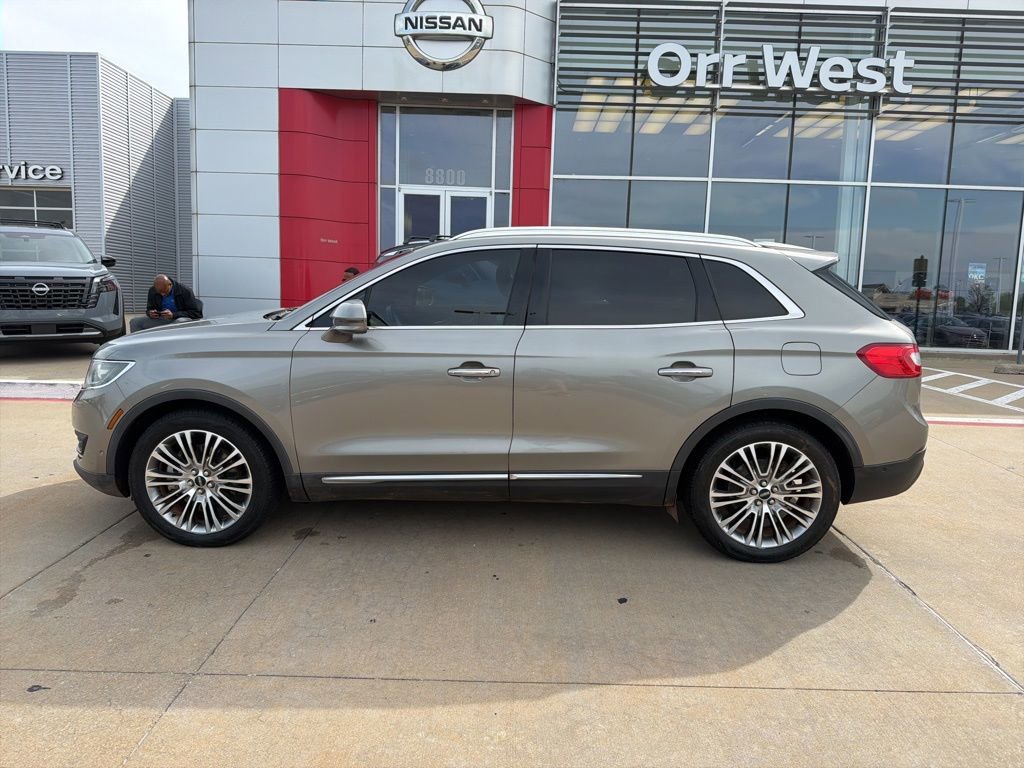 Used 2016 Lincoln MKX Reserve w/ Technology Package image 2