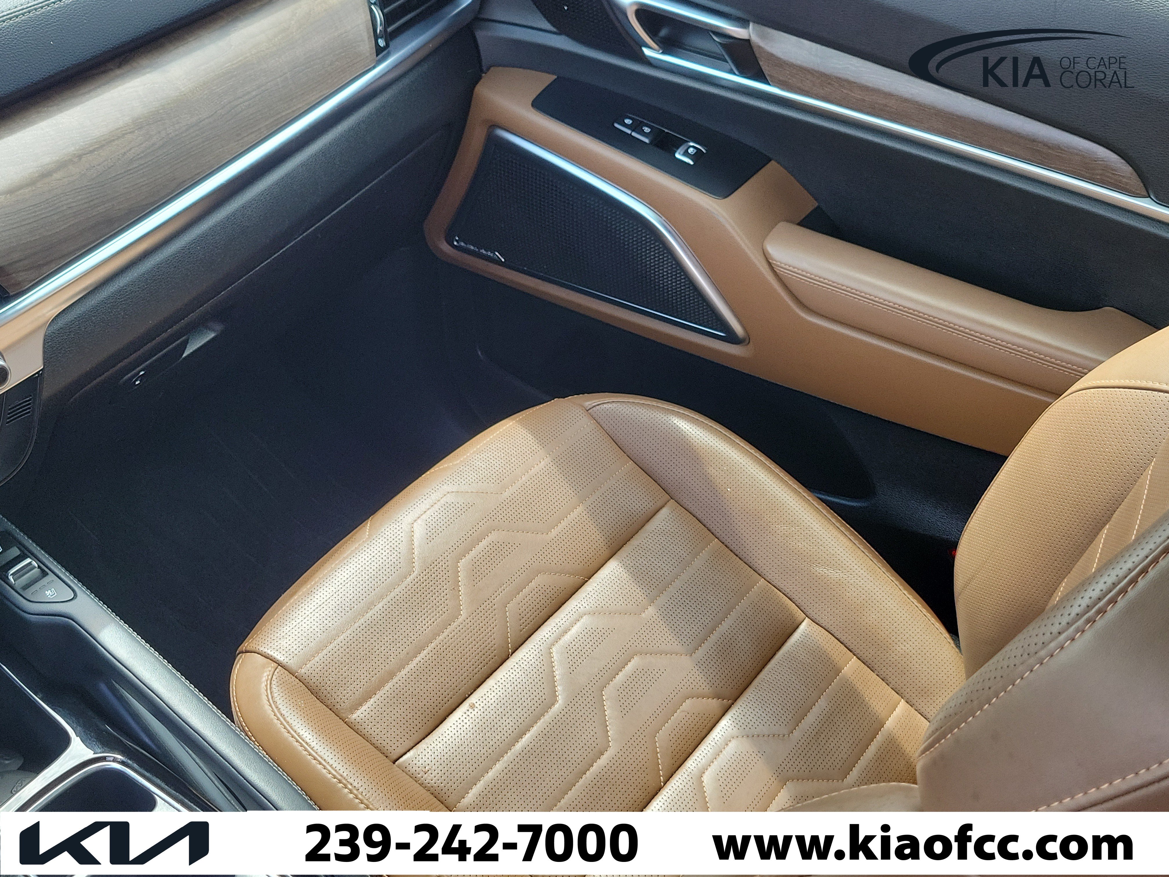Used 2021 Kia Telluride SX w/ SX Prestige Package AWD/4WD image 20
