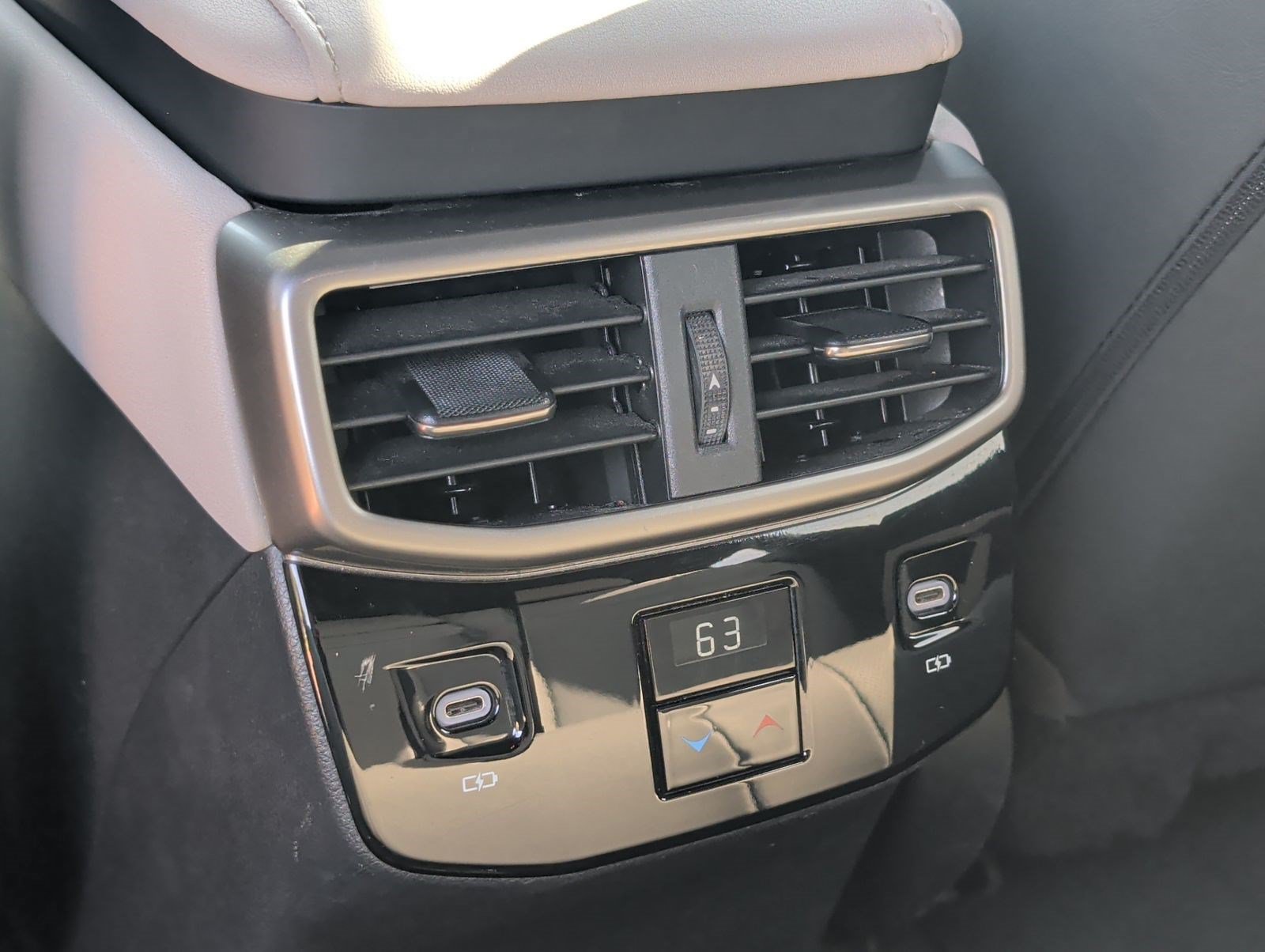 Used 2024 Lexus RX 350h w/ Accessory Package (Z1) AWD/4WD image 26