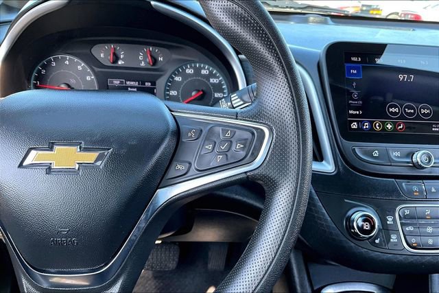 Used 2023 Chevrolet Malibu LT image 12