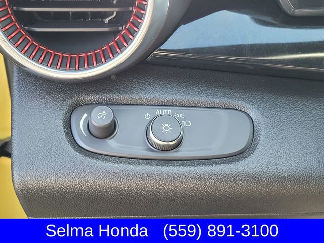 Used 2024 Chevrolet Trax RS image 25