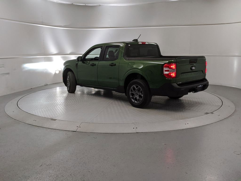 New 2025 Ford Maverick XLT w/ XLT Luxury Package image 4
