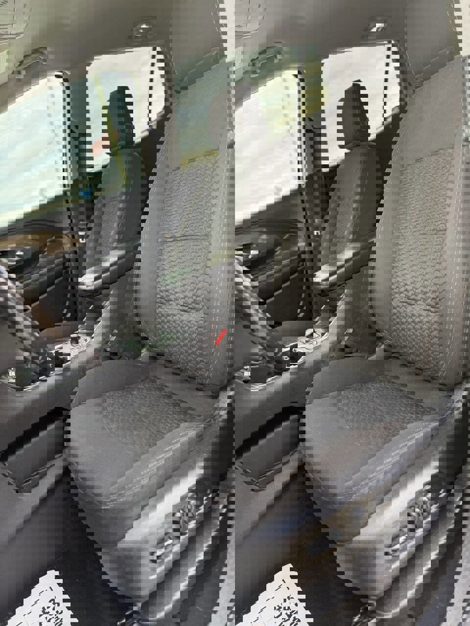 Used 2018 GMC Terrain SLE w/ Driver Convenience Package image 13